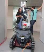 Project CARLoS originates first prototype of mobile manipulating robot